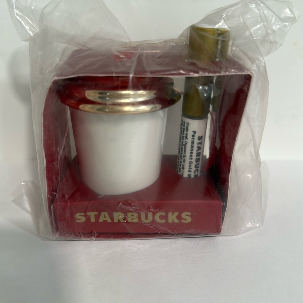 Starbucks’s create your own ornament